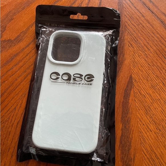 iPhone 13 Pro Case - Picture 6 of 7